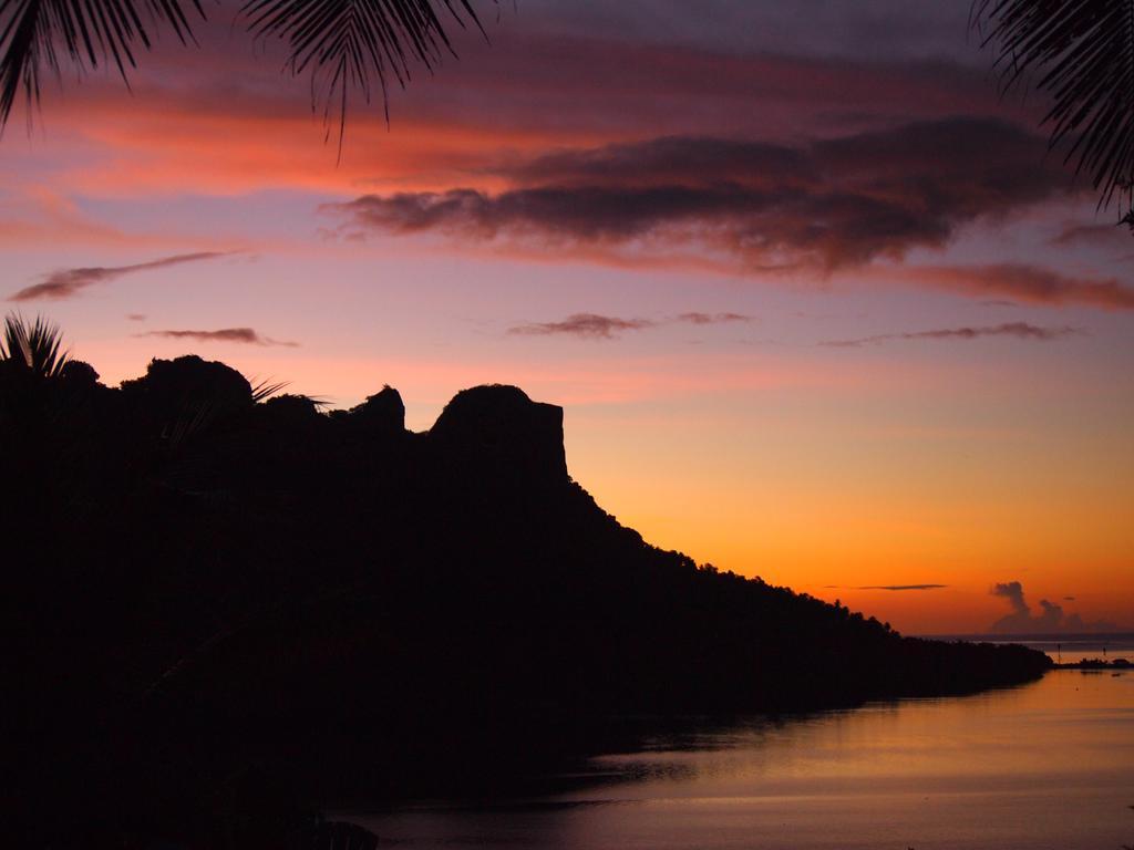 South Park Hotel Micronesia โคโลเนีย ภายนอก รูปภาพ