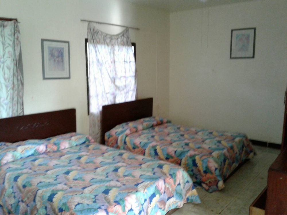 South Park Hotel Micronesia โคโลเนีย ภายนอก รูปภาพ